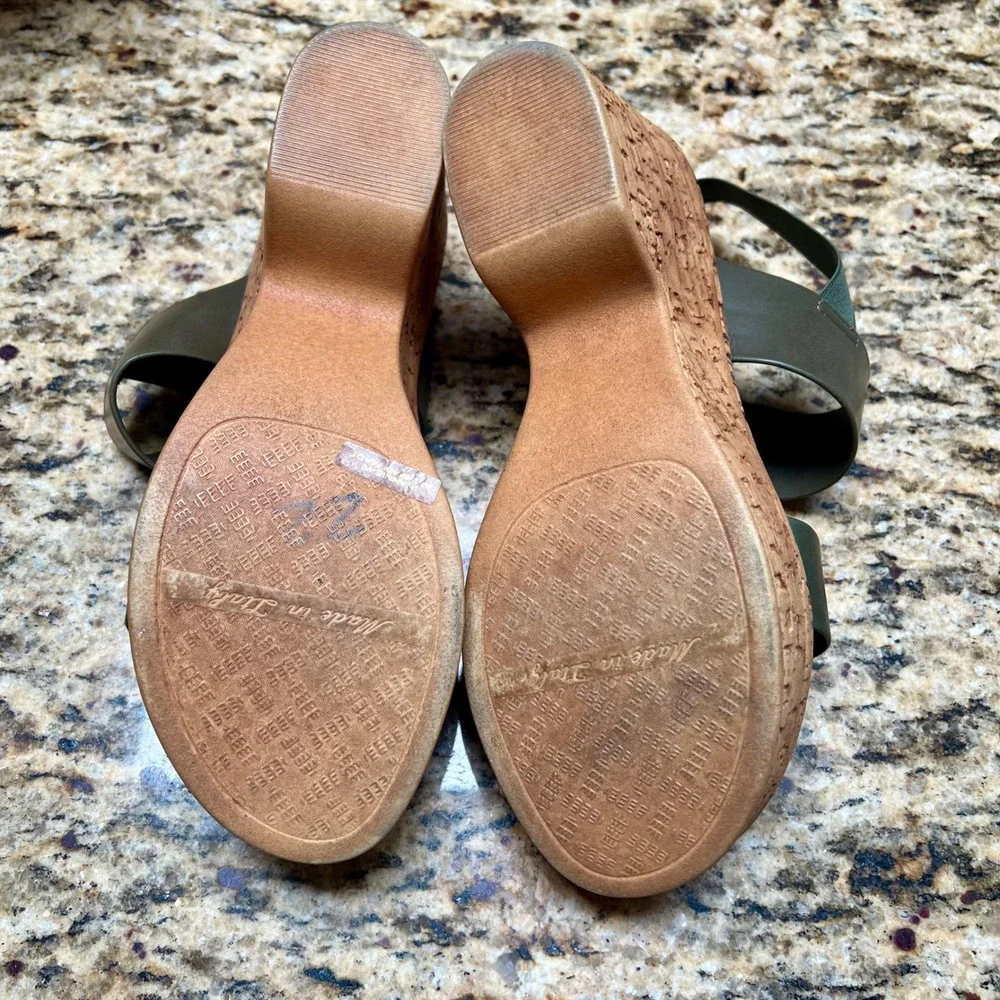 Italian Shoemakers Womens‎ 8 Olive Green Cork Wedge Platform Slingback Sandals